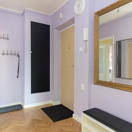 アパート Krasinski Garden 2-bedroom