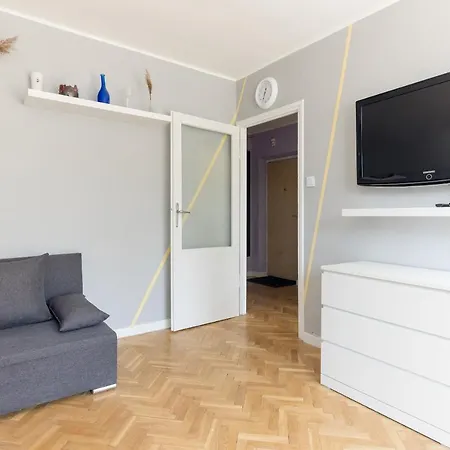 アパート Krasinski Garden 2-bedroom