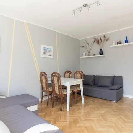 Krasinski Garden 2-bedroom *