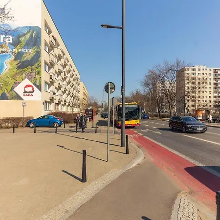 Krasinski Garden 2-bedroom ורשה