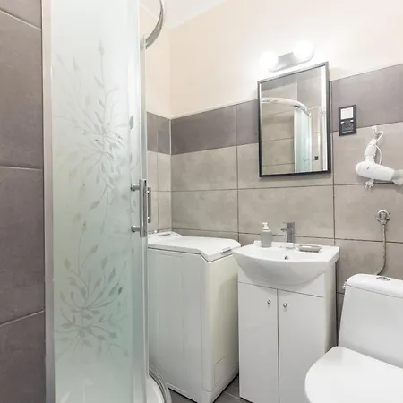 Krasinski Garden 2-bedroom Apartamento